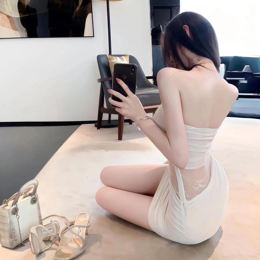 小小妮