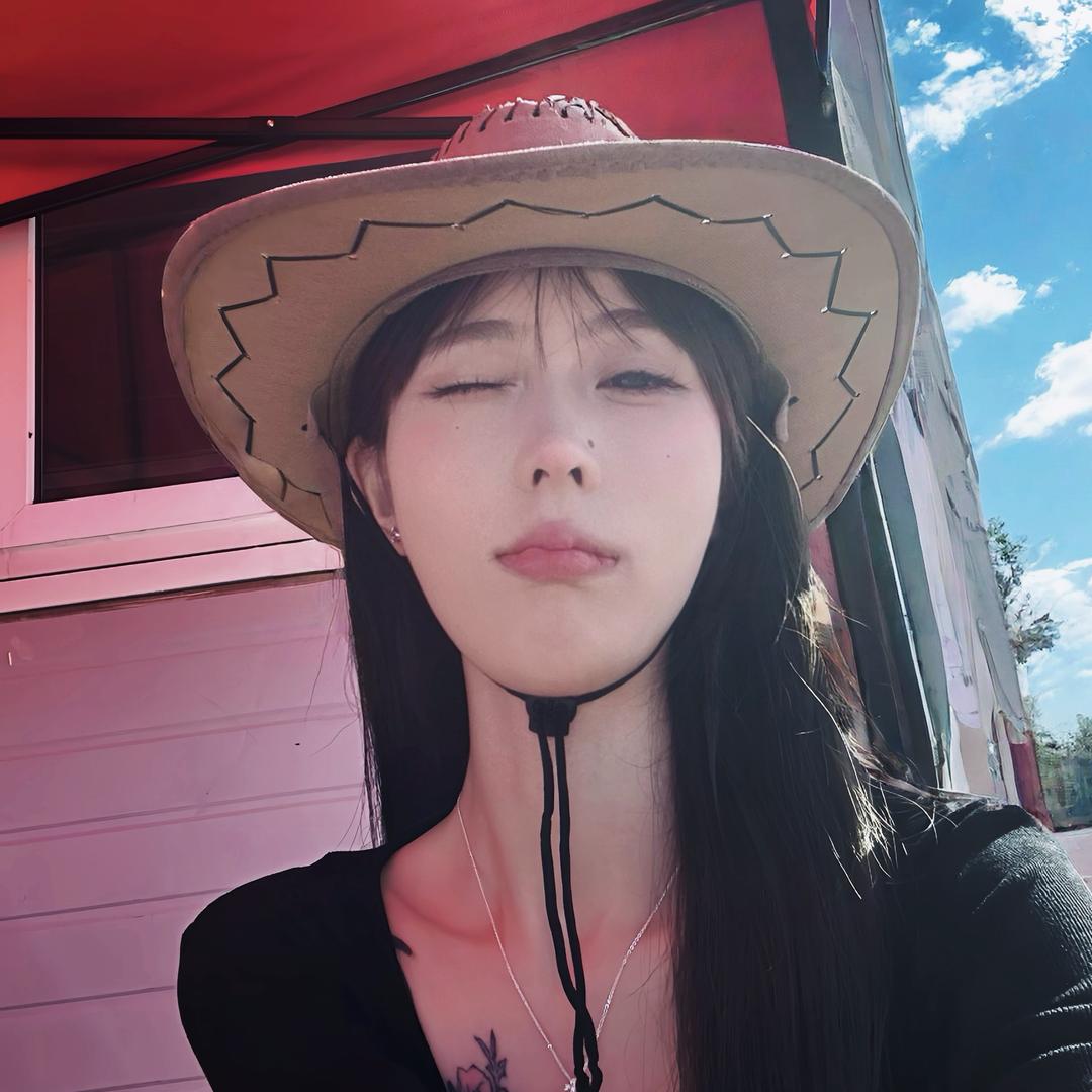 小昕.