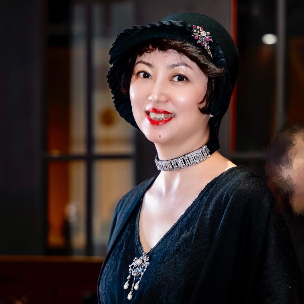 今喜珠翠杨较瘦