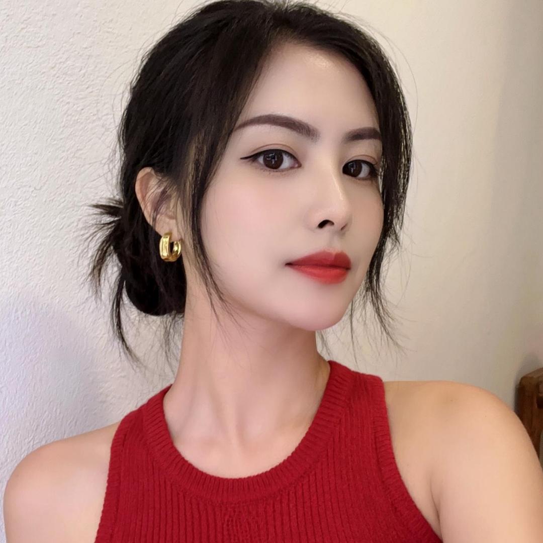 秋香แพรวา(文华)