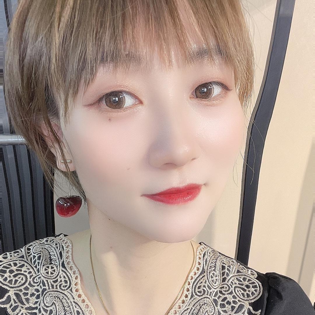 小林姐香云纱