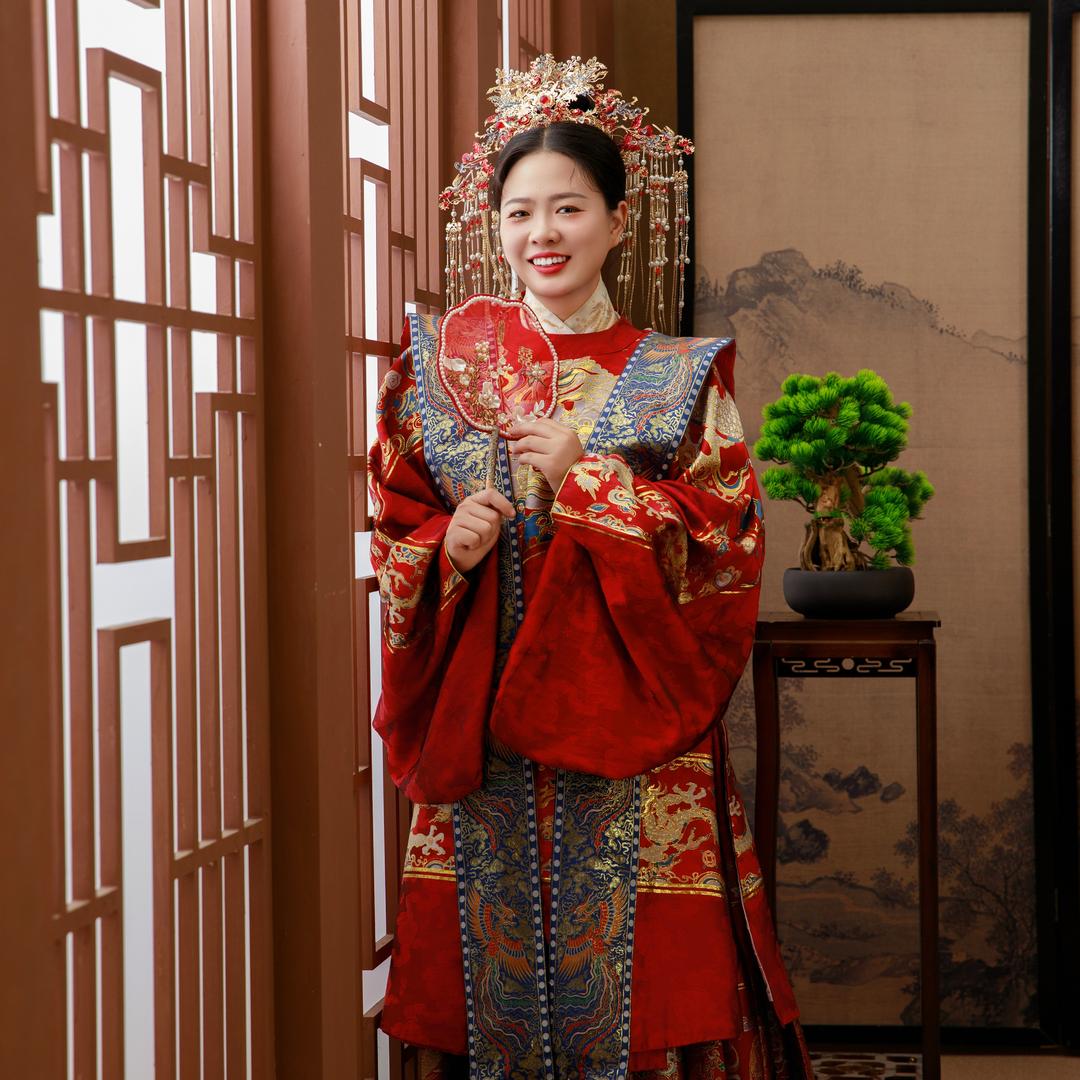 枣阳甜度烘培文静(招学员)