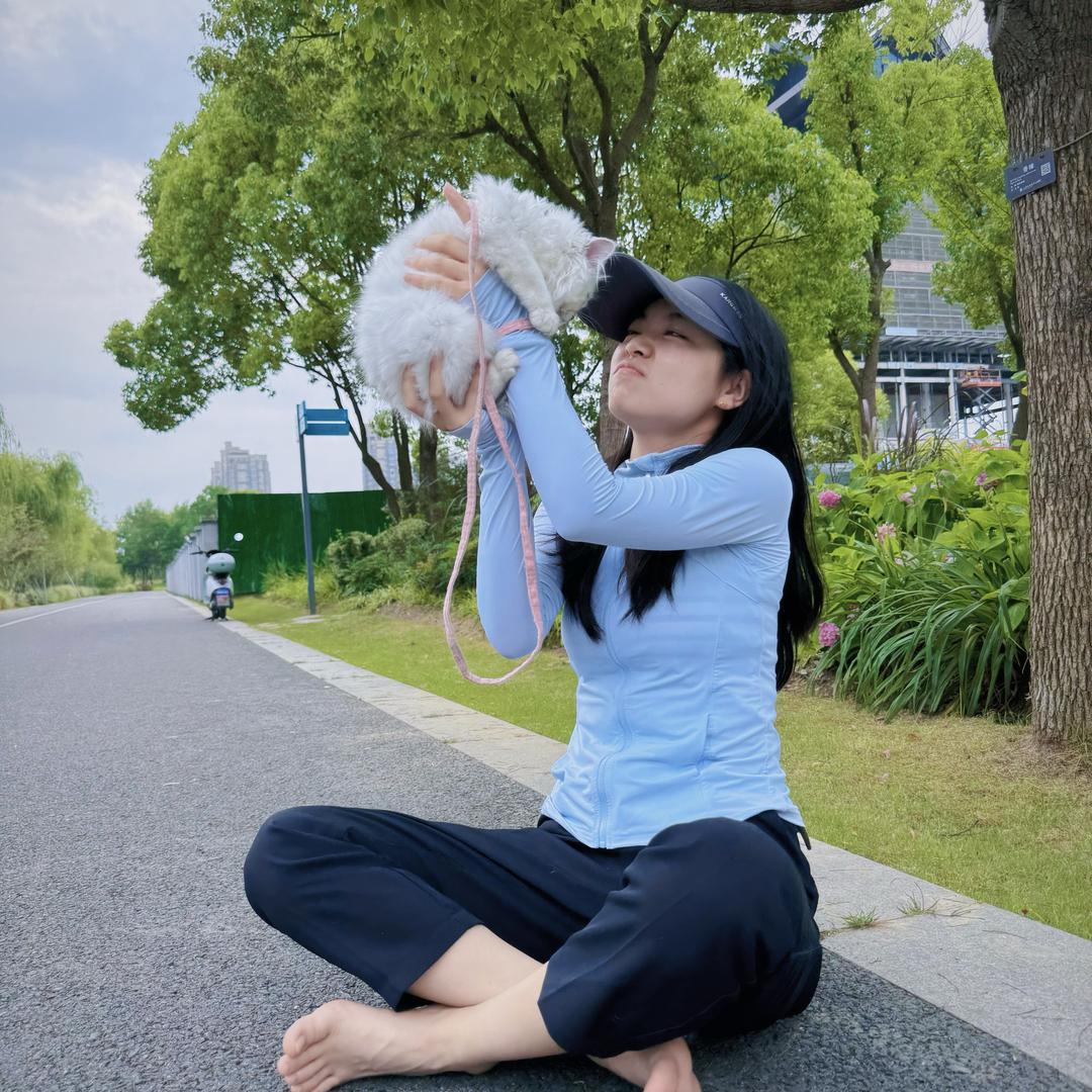 小郑呐