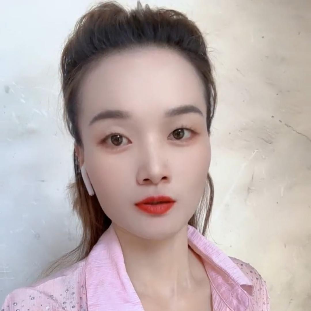 🍀᭄半颗💞糖  🍀᭄