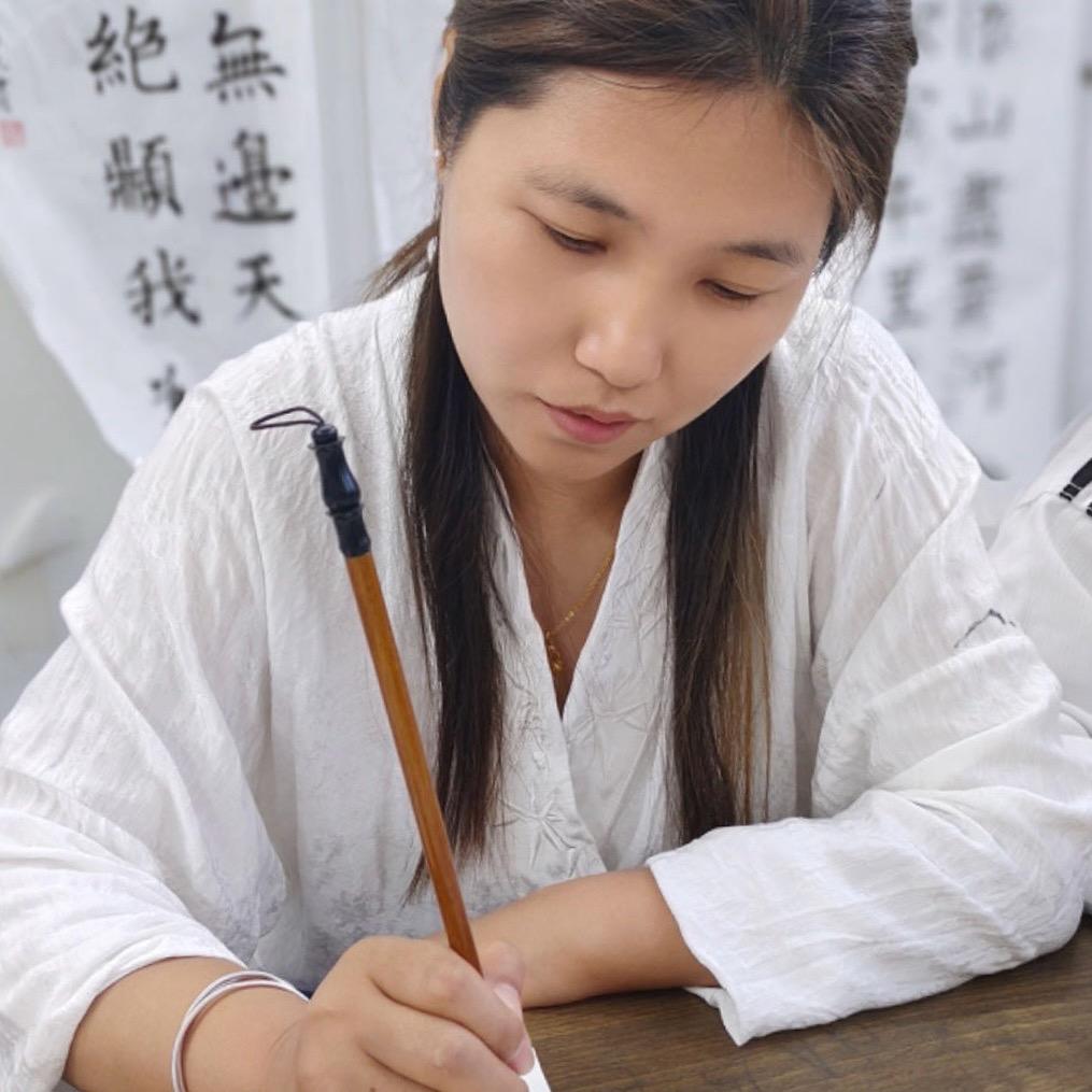 高行汤老狮