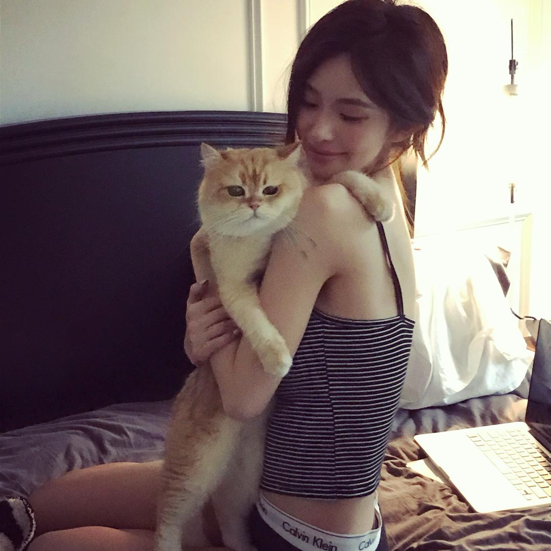小霏Zz