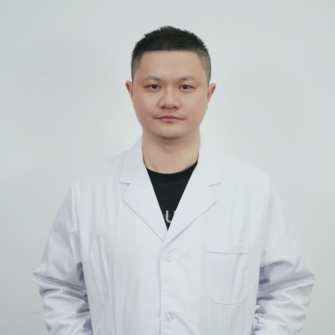 整形医生 周光杰