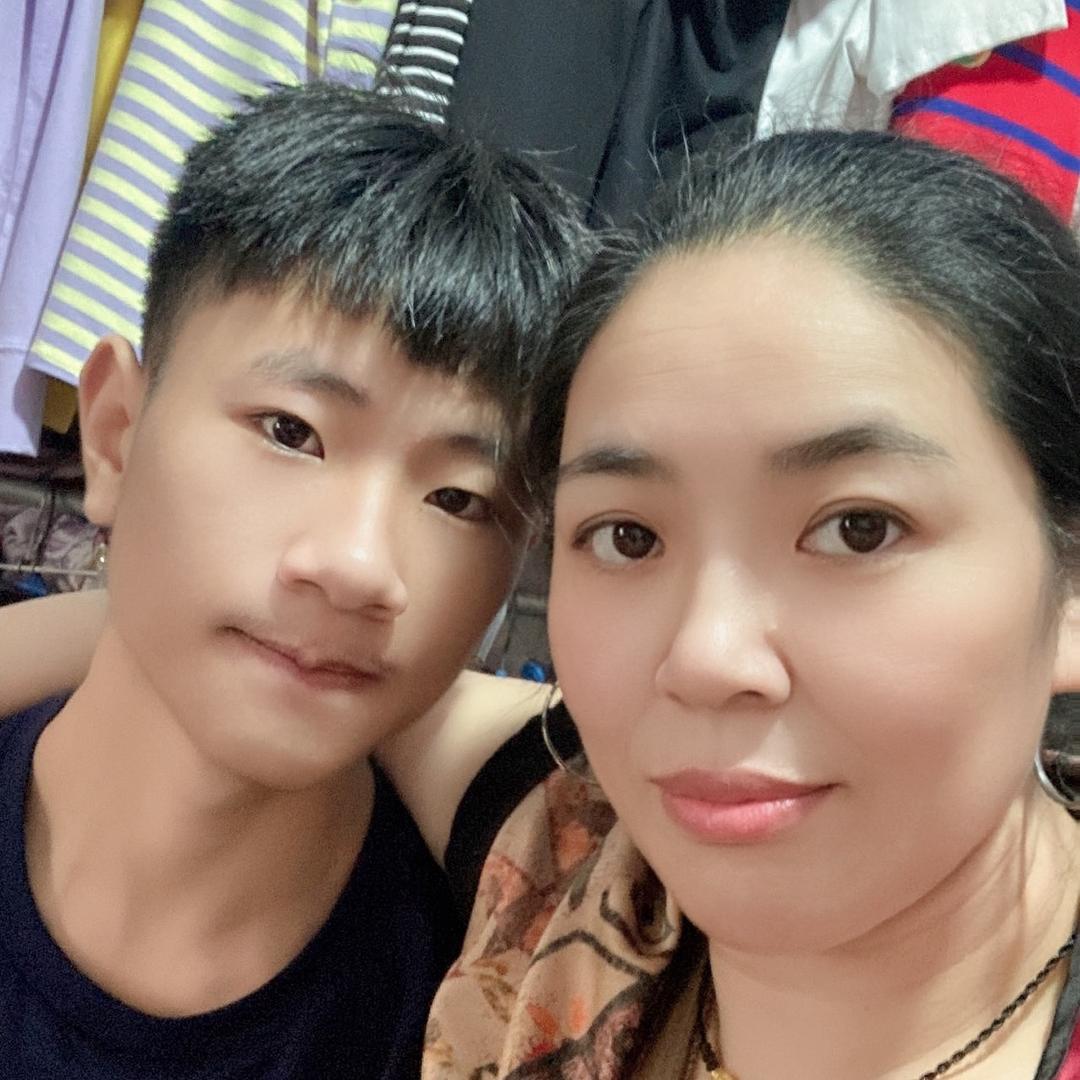 舞龙人