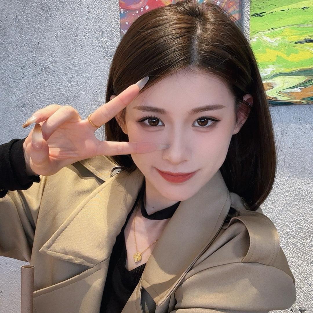 瑜瑜-
