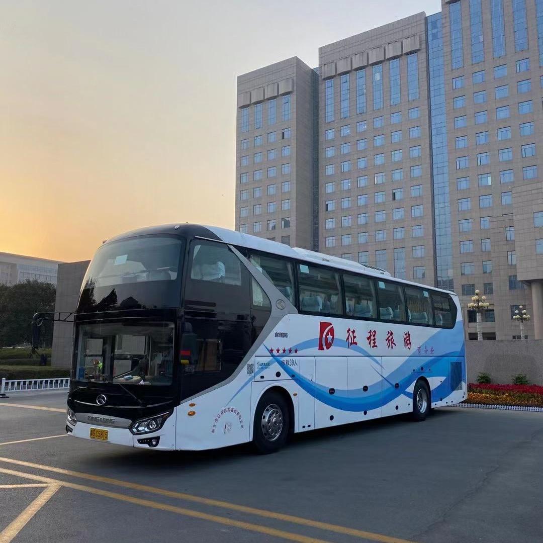 安心 🚌39座商务代卧大巴