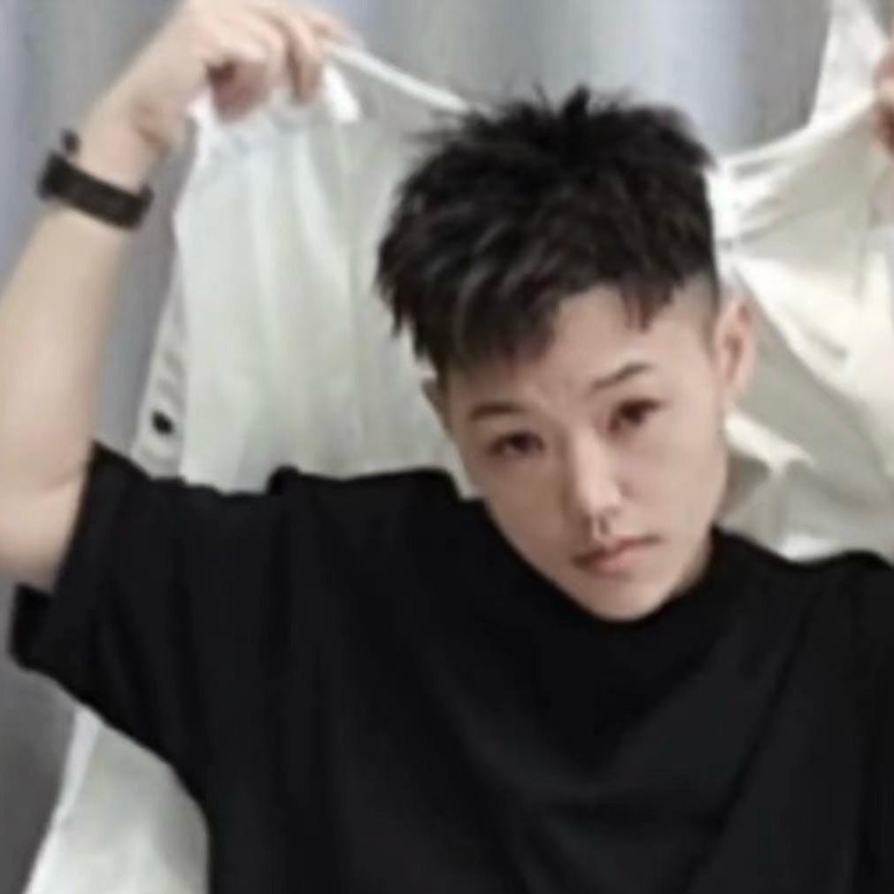 禾理男士理发馆苏一号发型师