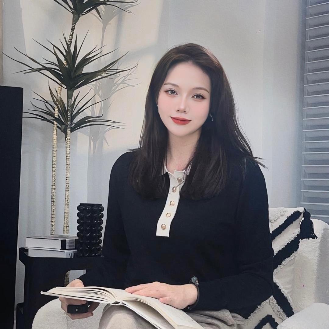 秋衫高端服饰