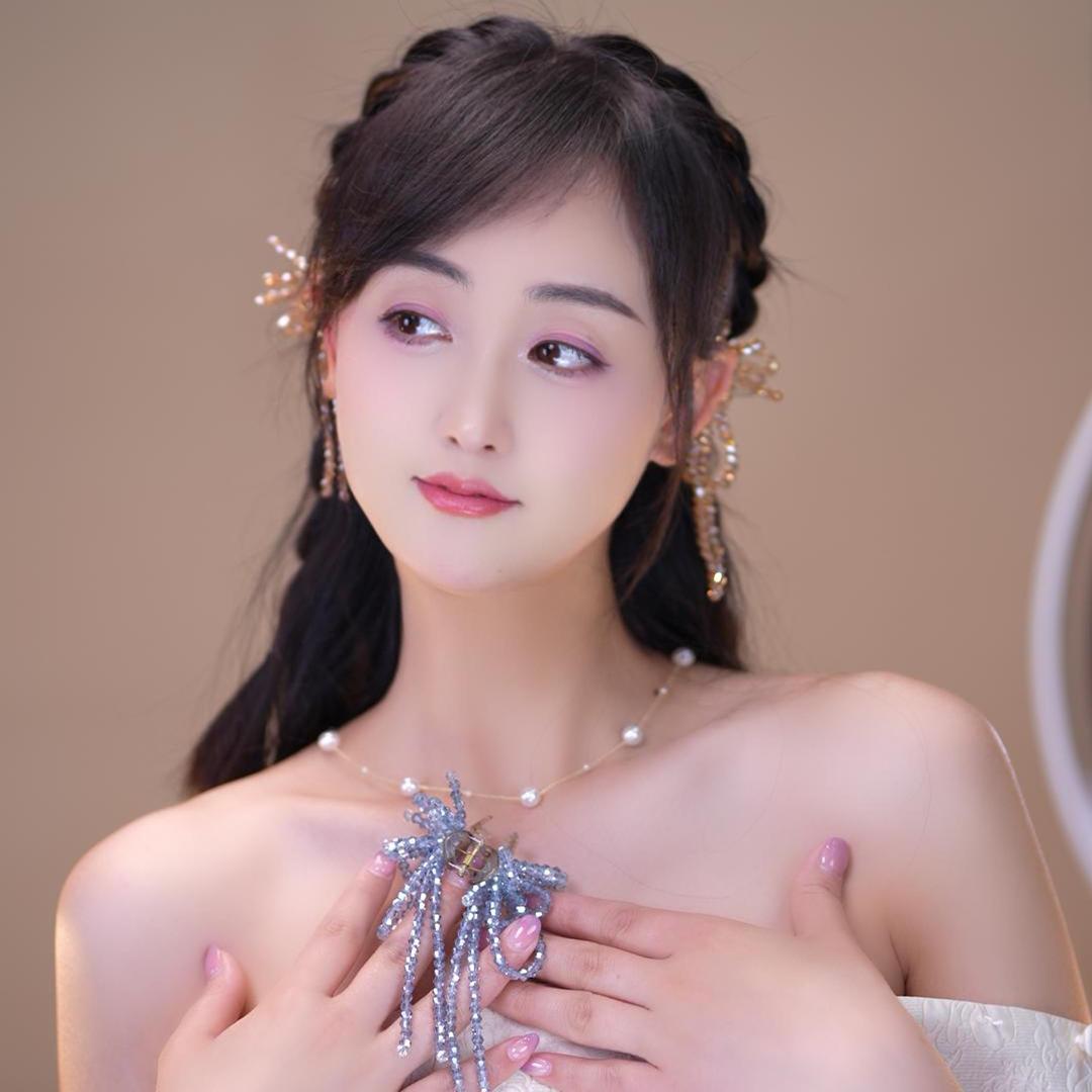 小红红编发@抖音