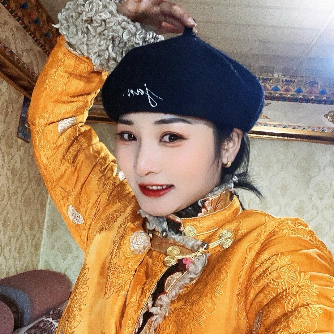 王青青