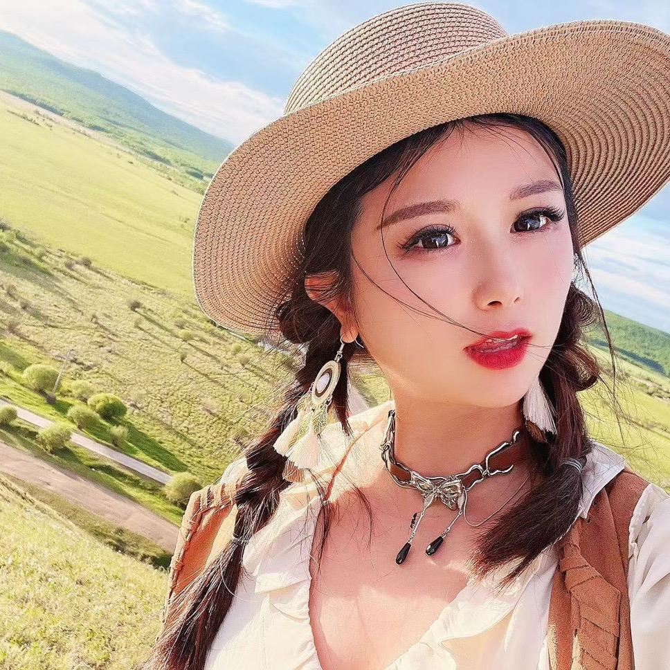 亚布力雪乡小十妹👧