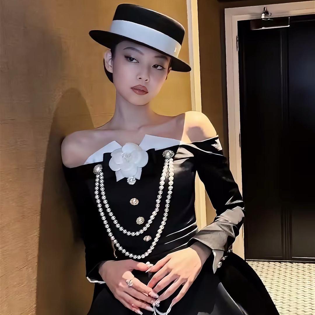 +1