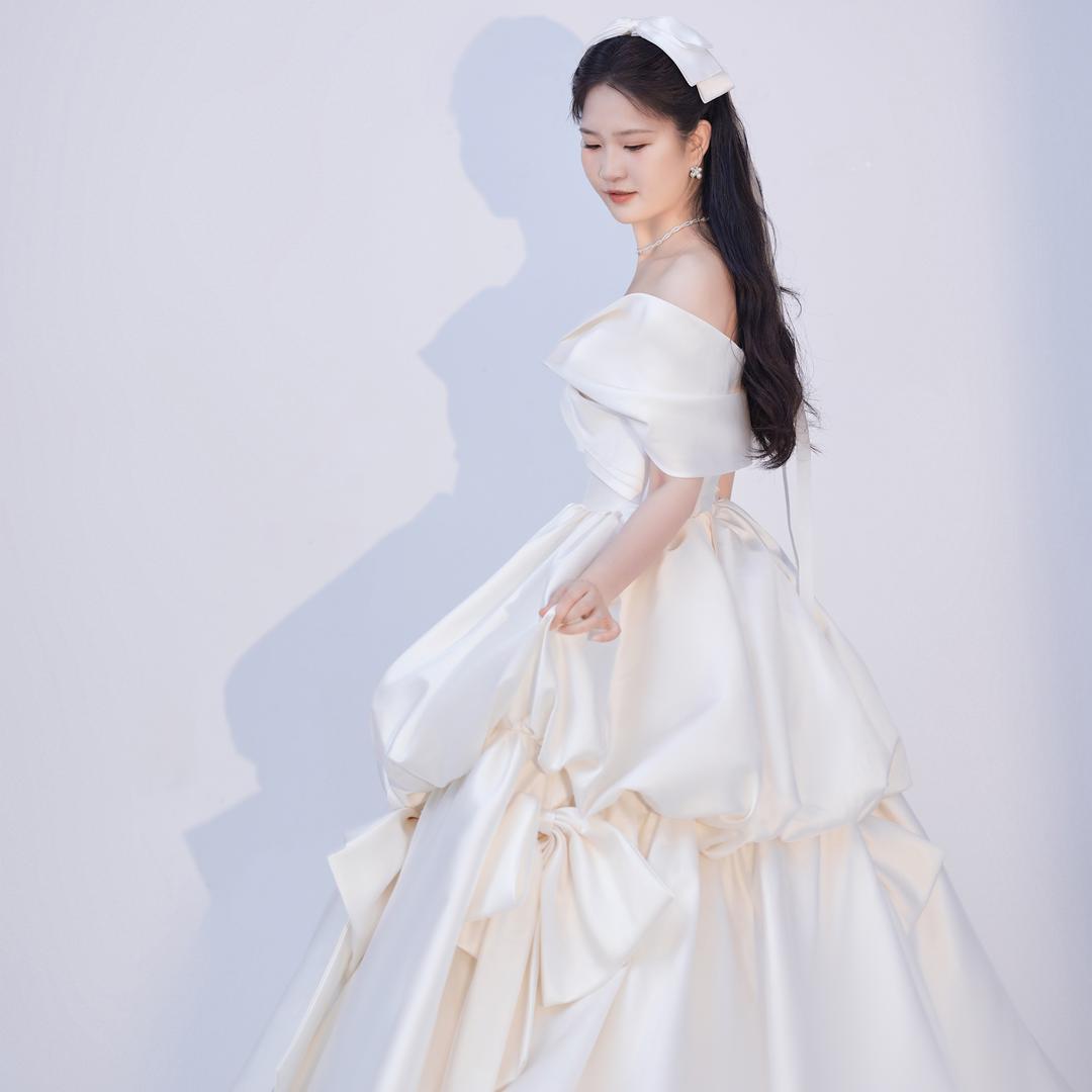 ღ杨杨得亿