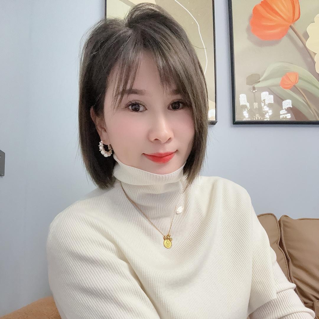 白 小 白