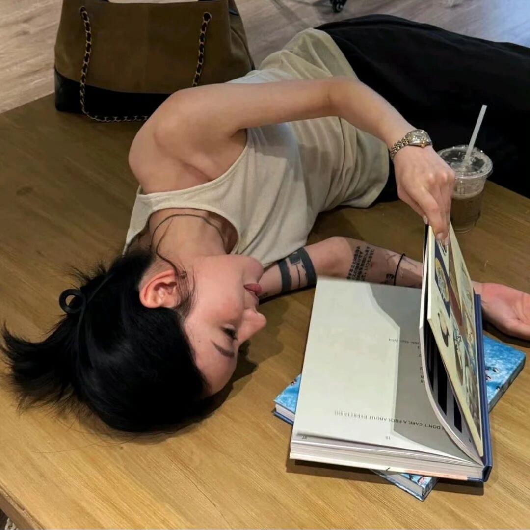 话匣子小姐