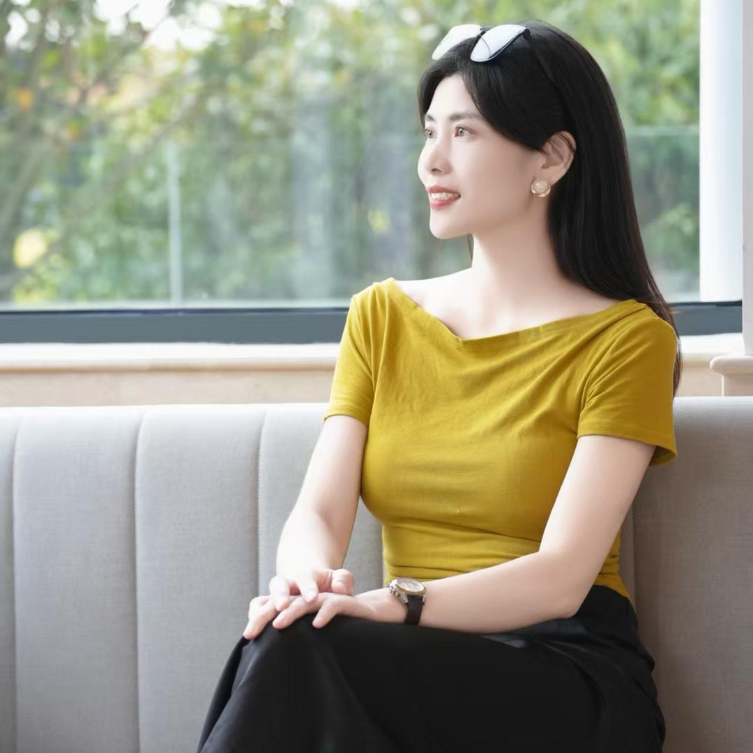 心怡女士
