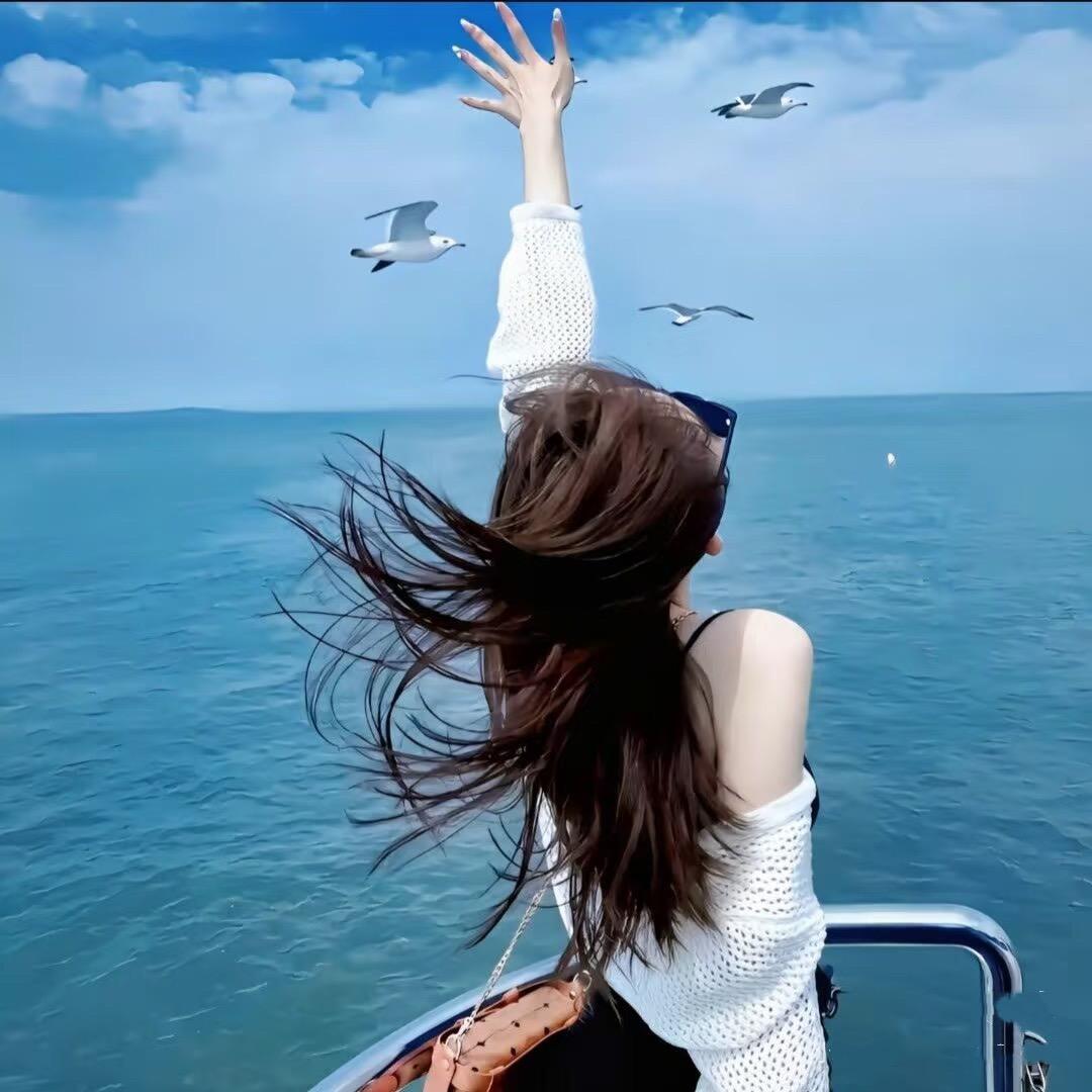 鲸鱼学姐🐳