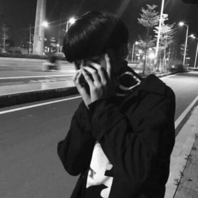 不揭穿，但远离