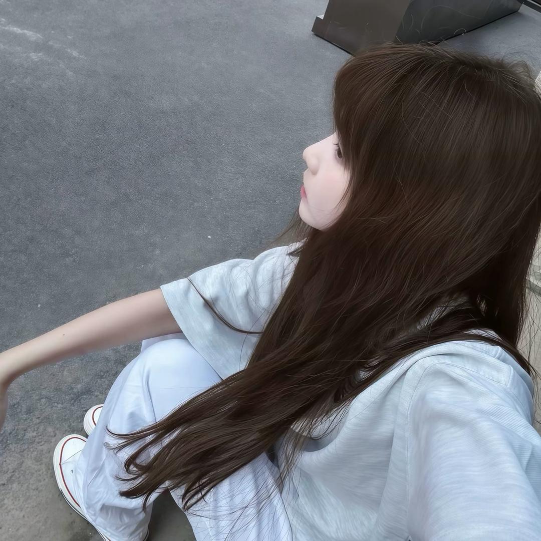 嘻嘻小鱼星^