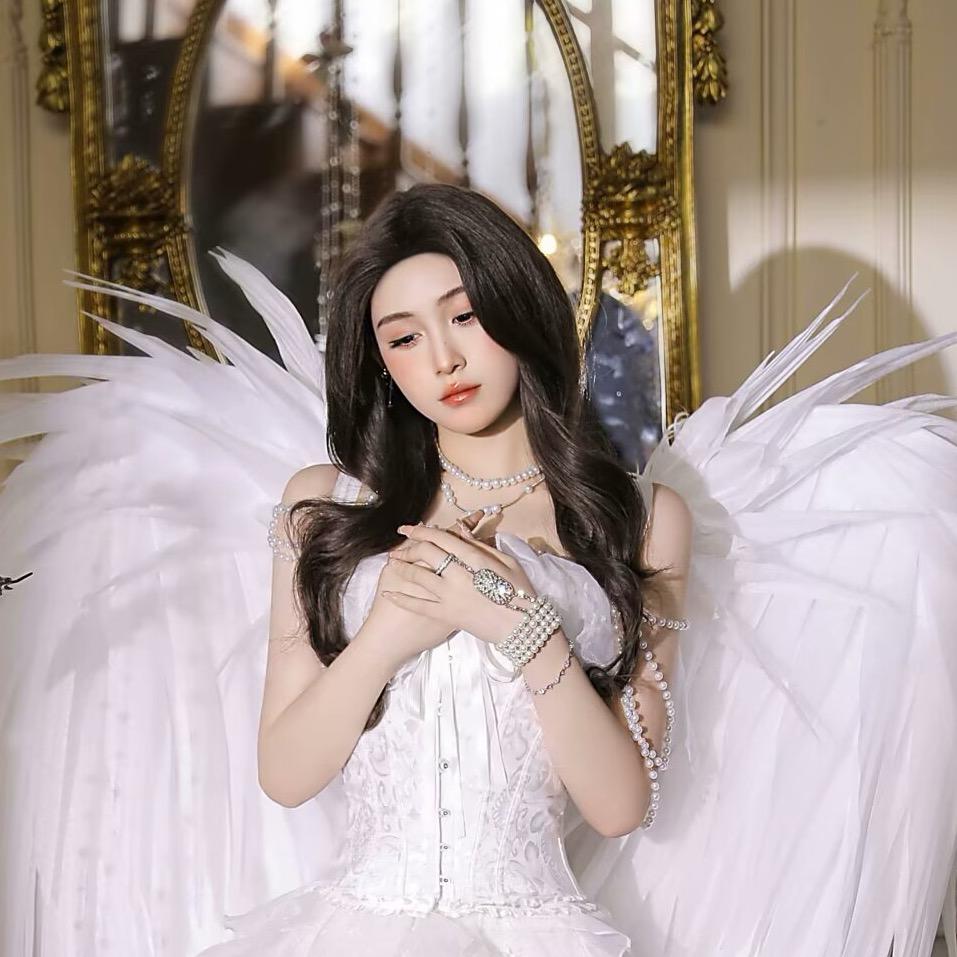 是小朋友～🐰ྀི