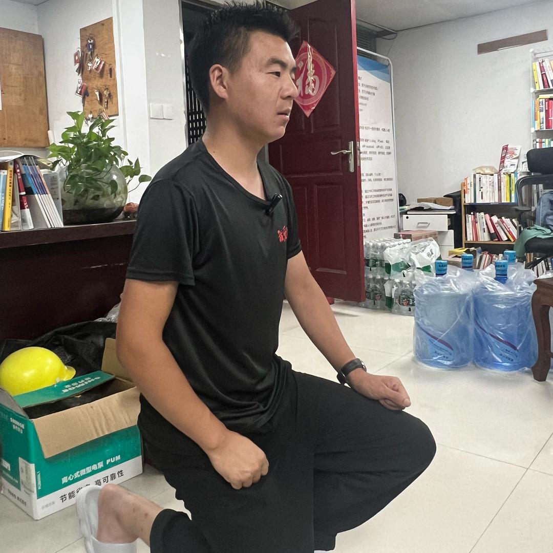 郑州第一家假装上班公司创始人