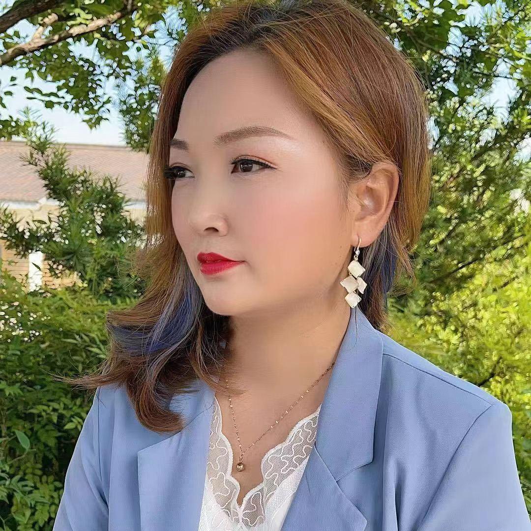 璐芳妈妈装