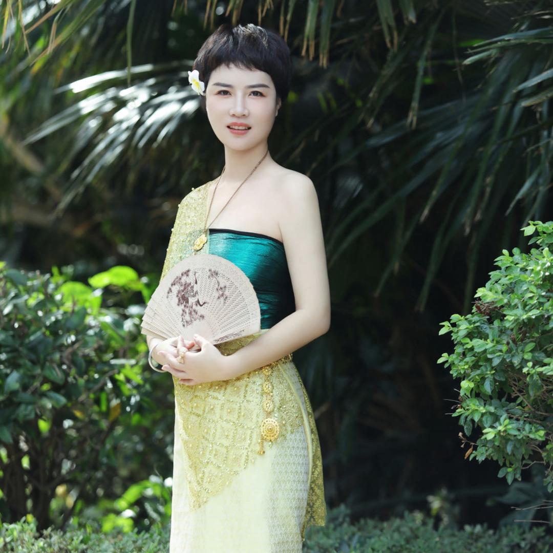 福多多名品女装