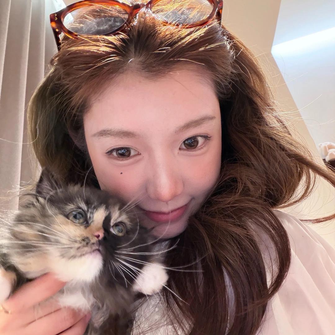 我什么都不知道诶