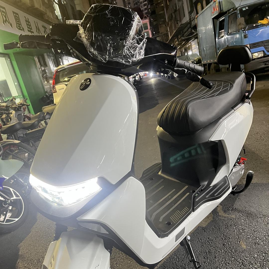 深圳市鸿盛电动车