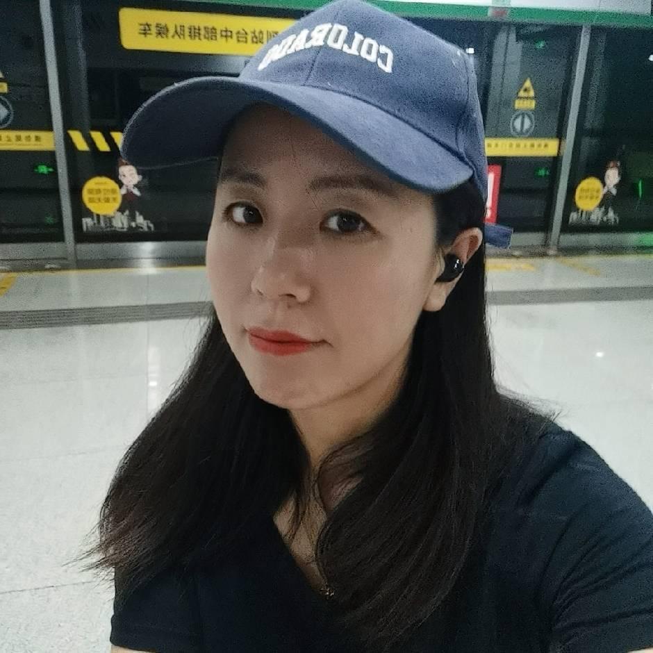 小芳跑工地
