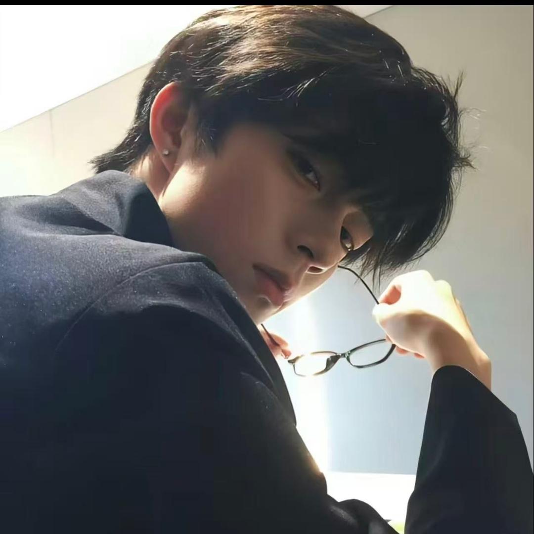 一口十个汉堡包🍔