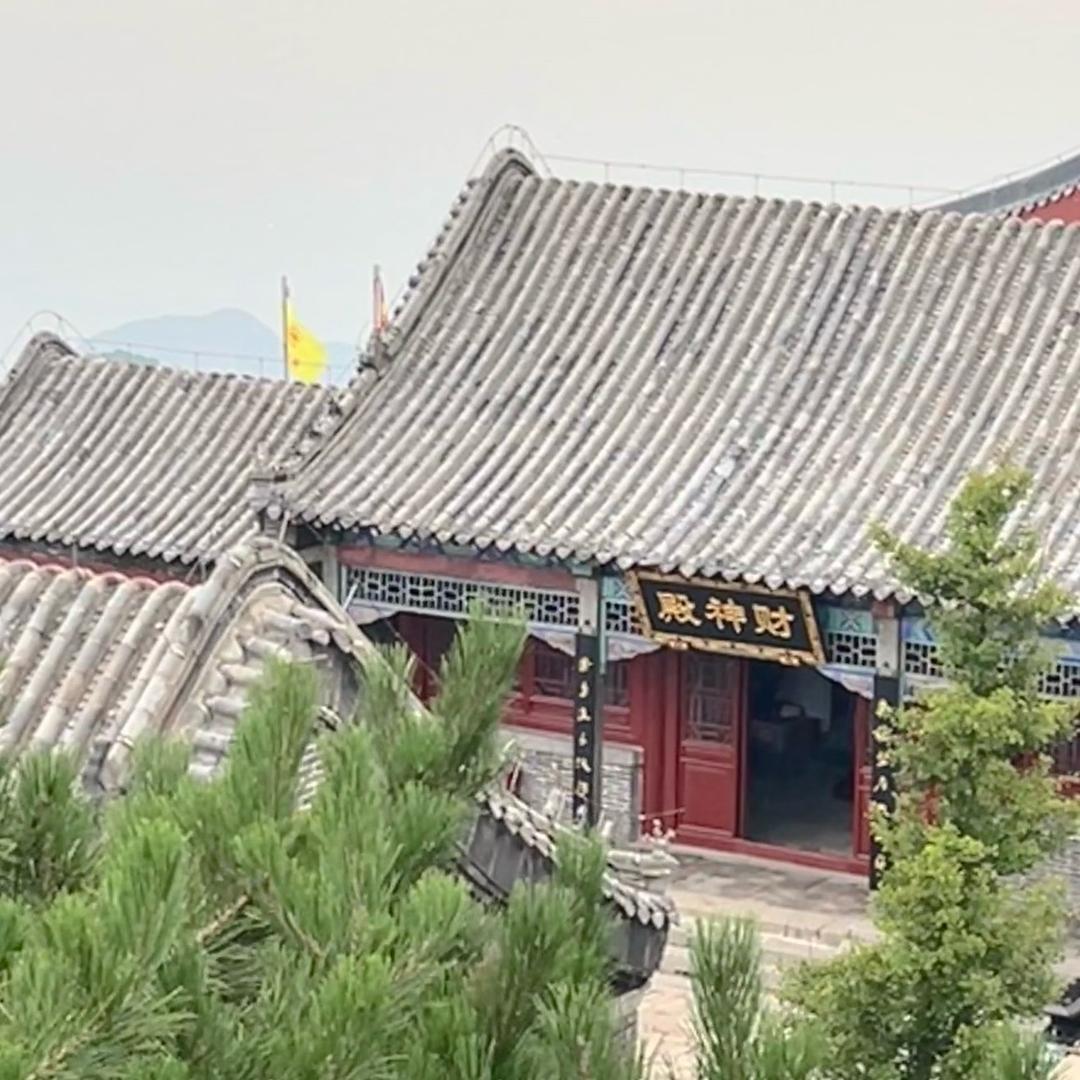 品牌牛奶折扣店