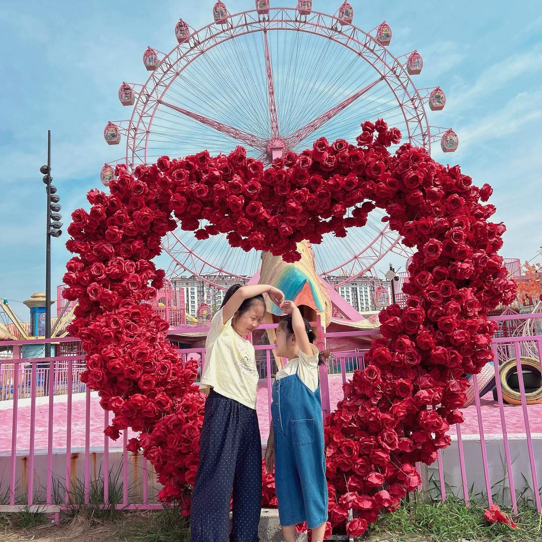 爱吃糖的小女孩👧🏻（卖包🤬）