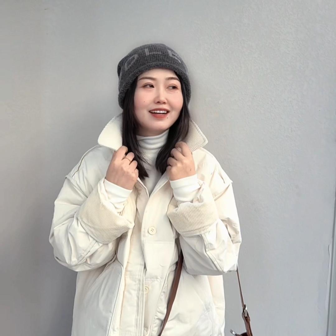 靖边县猞猁.lynx.服装店