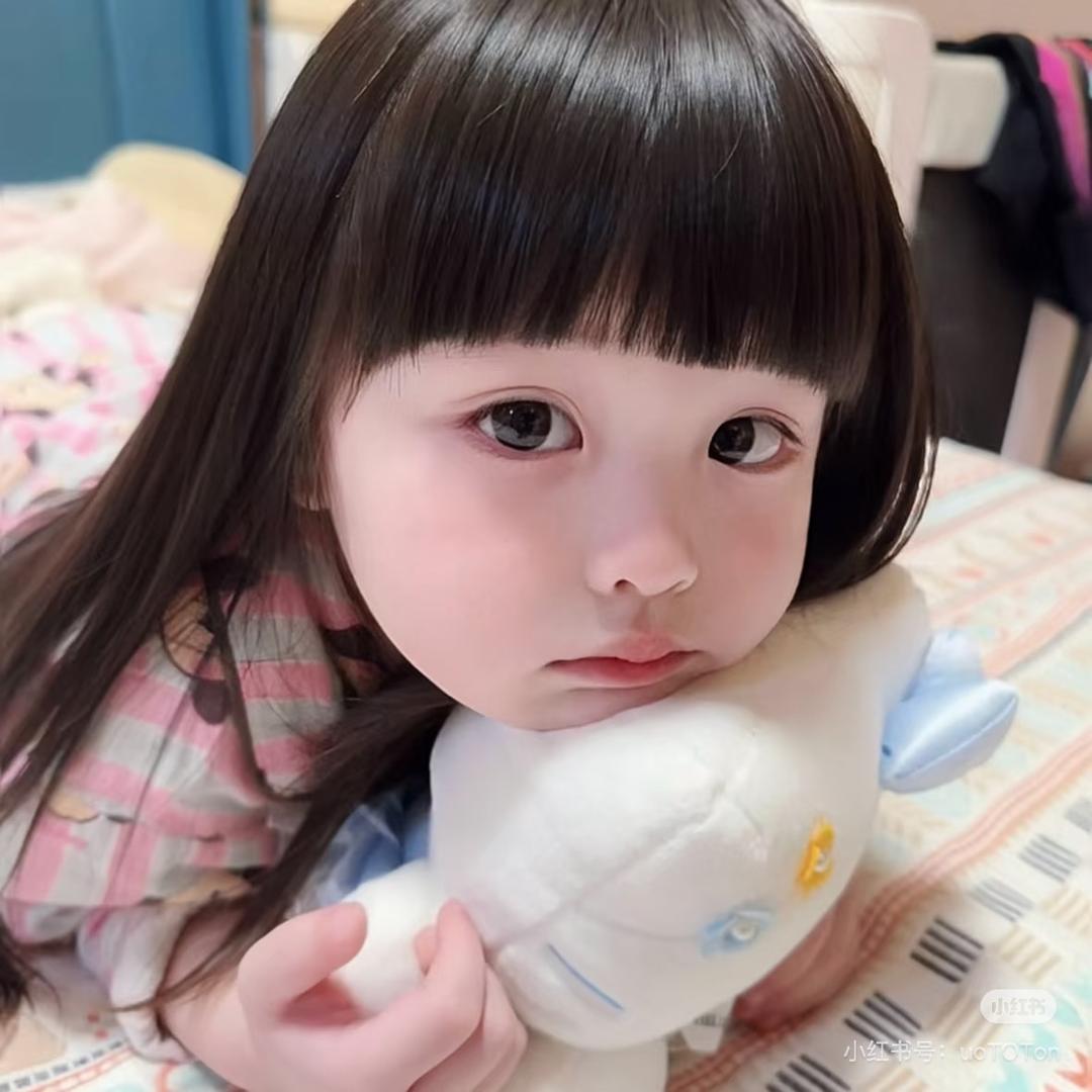 小喵片刻天真