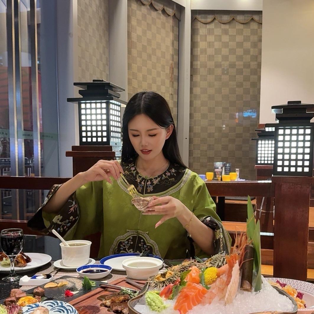 雲裳新中式董董