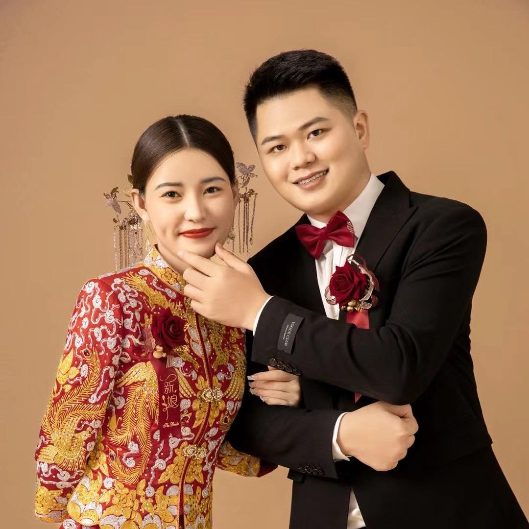 阿丁和子淇