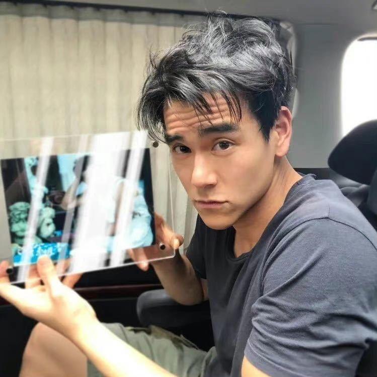 ￴ ￴ ￴ ￴￴