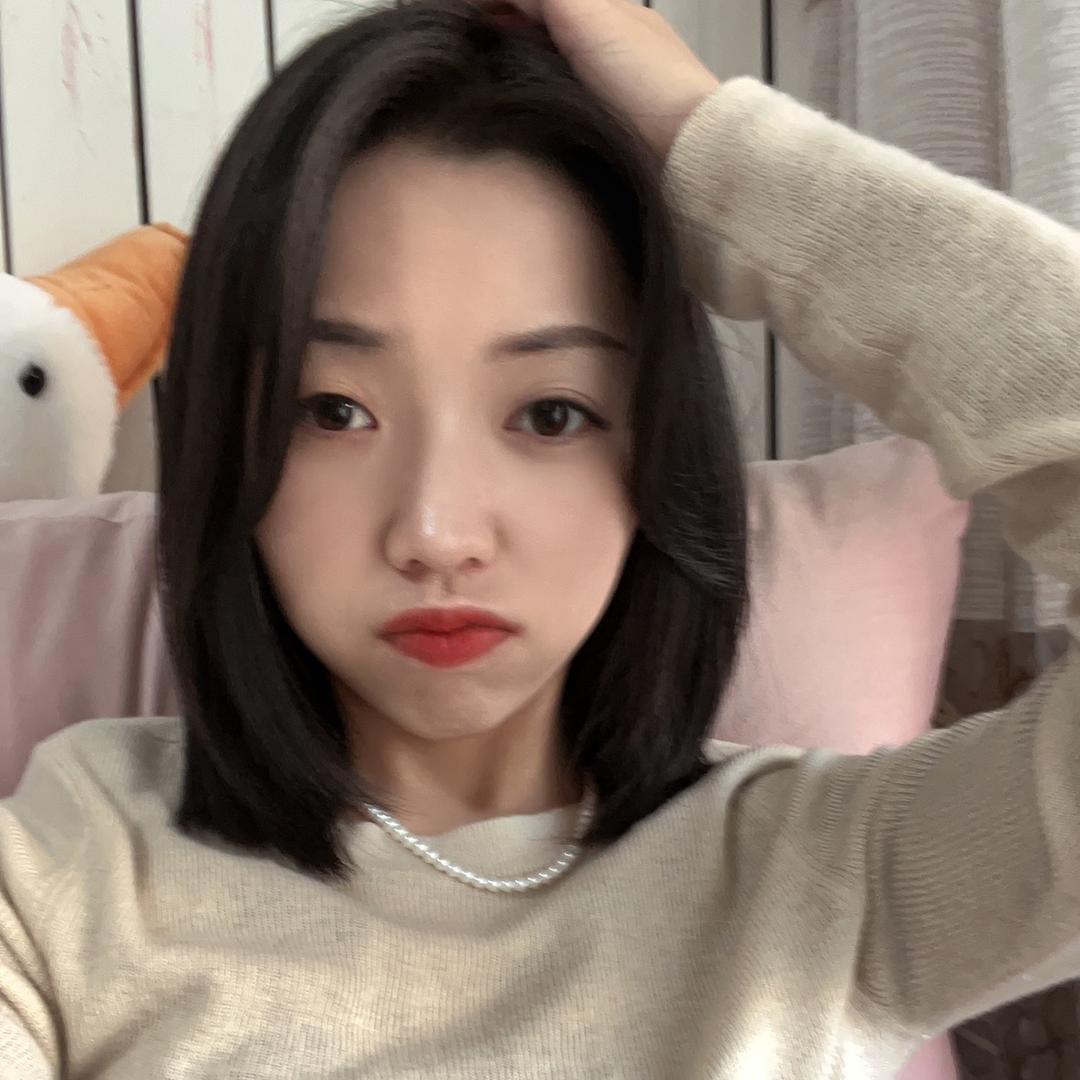 欣儿姓欣～
