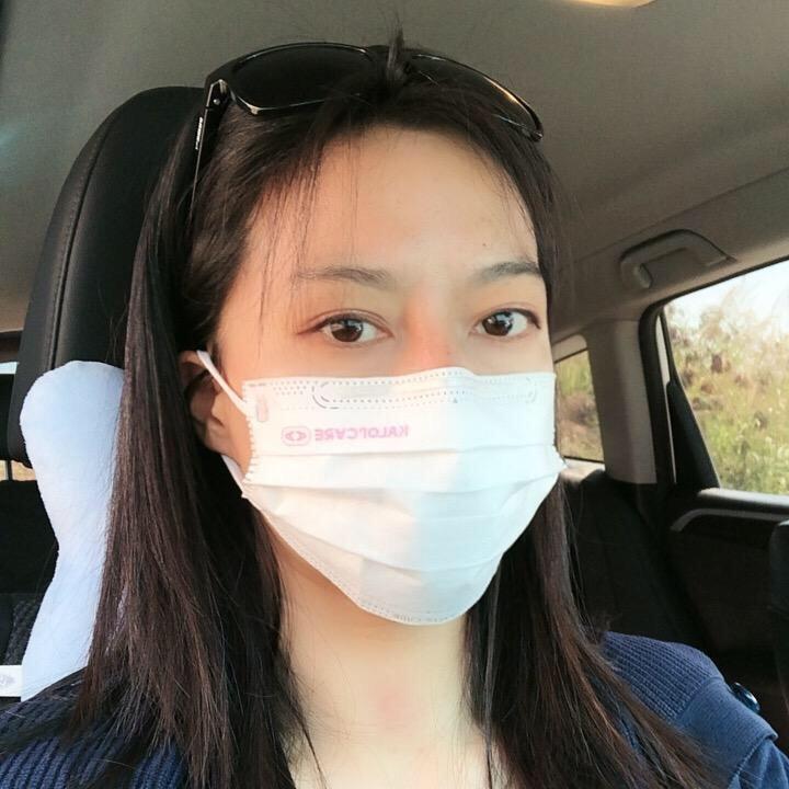 妩歆