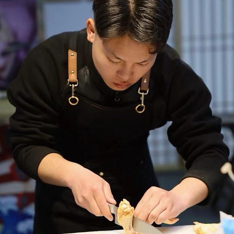 自由烧鸟主理人-阿杰