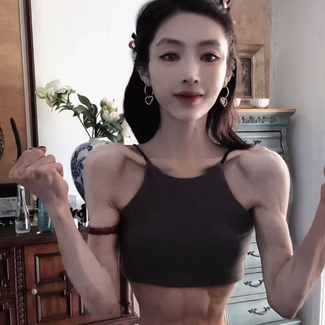 顾微微呀
