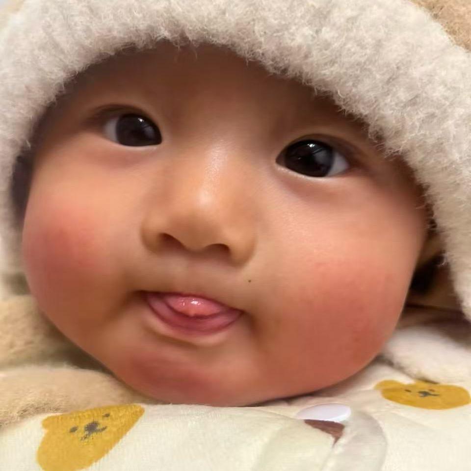 㫪.