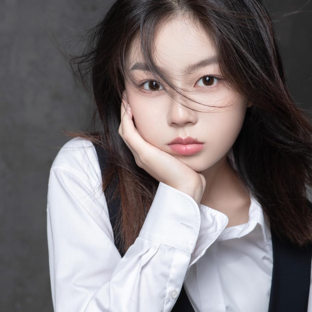 万蕊鑫