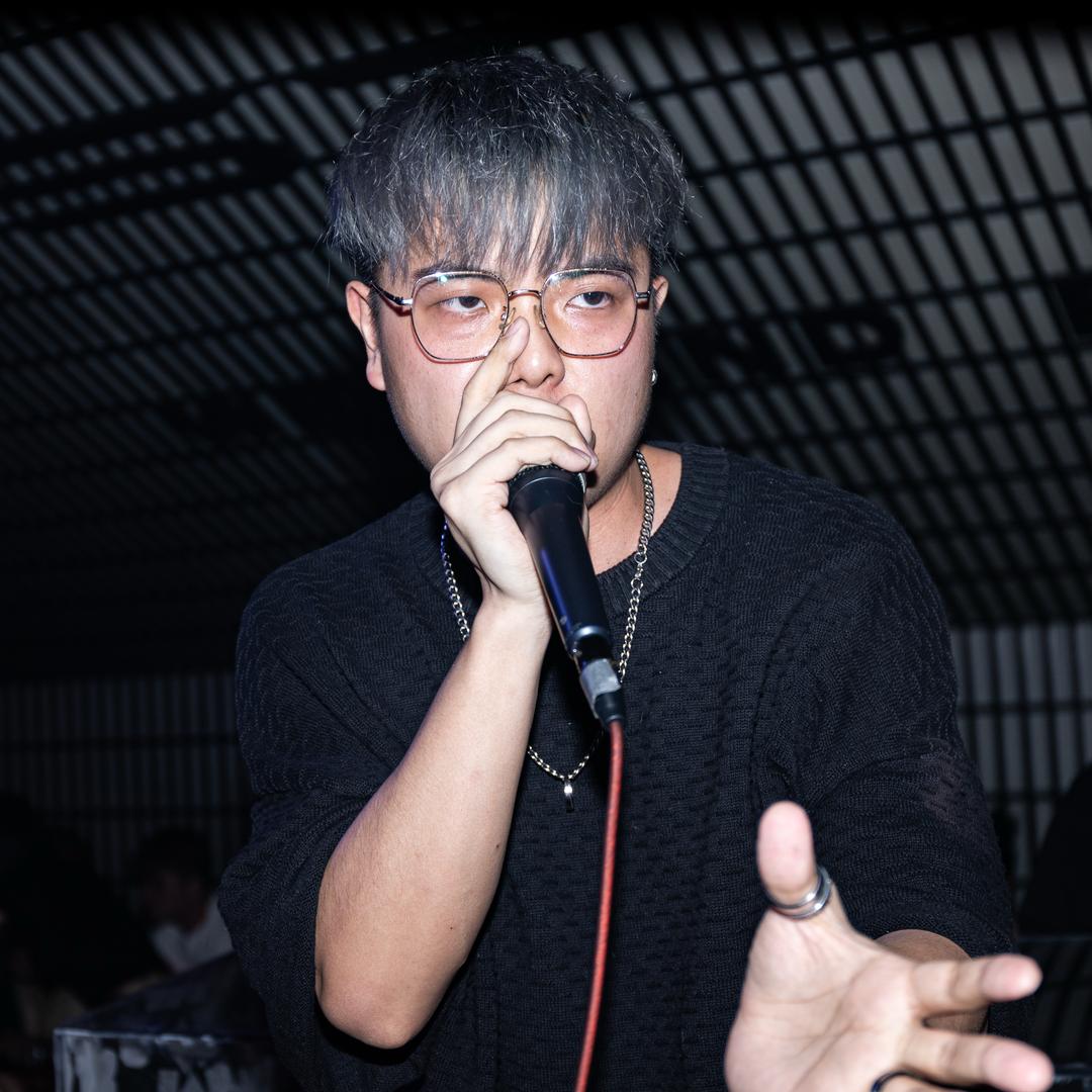 3H何浩謙