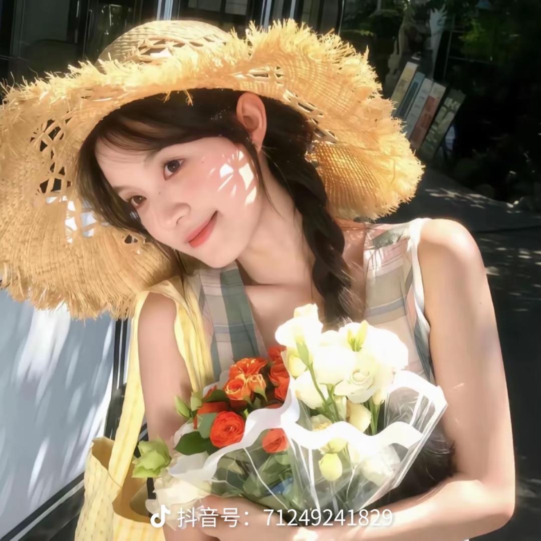 美女在努力百货商行